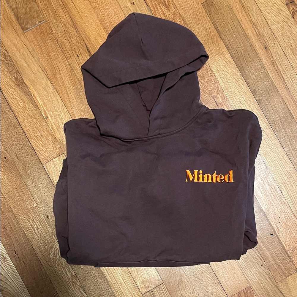 Minted New York Run Club Hoodie medium